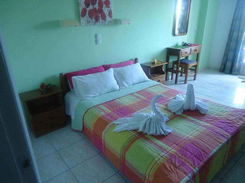 Saloustros Apartments Amoudara Lasithiou Habitación foto